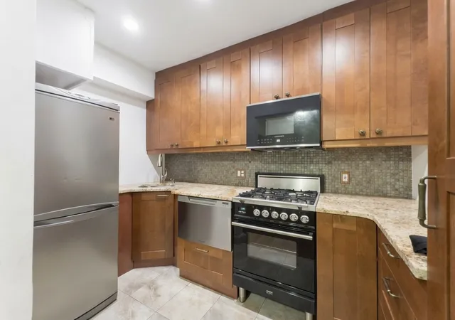 4th image of 3535 Kings College Pl #1E, New York City, NY 10467 | MLS# RLS20105389