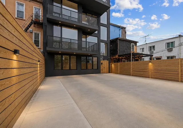 6th image of 107 Schaefer St #GB, New York City, NY 11207 | MLS# RLS20105404