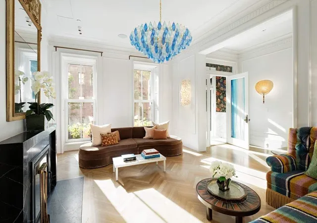 Photo 3 of Townhouse for sale at 37 Sidney Pl, New York City, NY 11201 | MLS# RLS20105421 | Listing updated on 2026-10-08