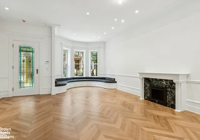 Photo 3 of Sale Pending at 611 2nd Street, Brooklyn, NY 11215 | MLS# RLS20105505 | Listing updated on 2026-07-25