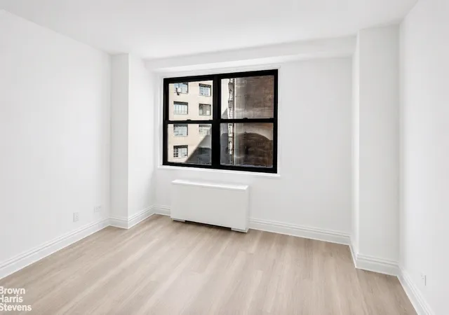 Homes for sale in New York City, NY | 305 E 40th St #5A, New York City, NY 10017 | MLS# RLS20105562