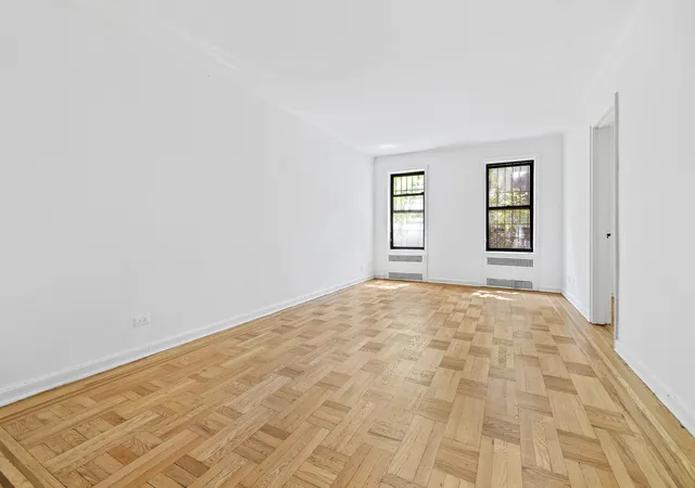 2nd image of 20 Clinton St #1F, New York City, NY 10002 | MLS# RLS20105564