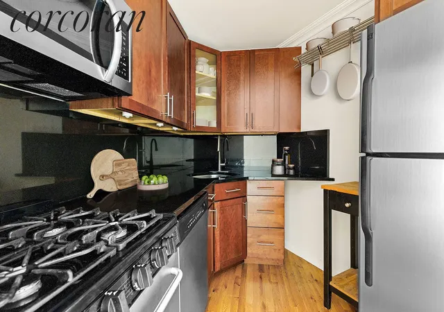 2nd image of 1115 Prospect Ave, New York City, NY 11218