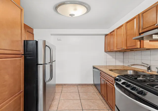 4th image of 35 E 38Th St #5G, New York City, NY 10016 | MLS# RLS20105629