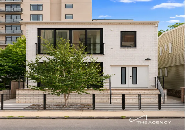 15th image of 296 Fenimore St, New York City, NY 11225 | MLS# RLS20105713