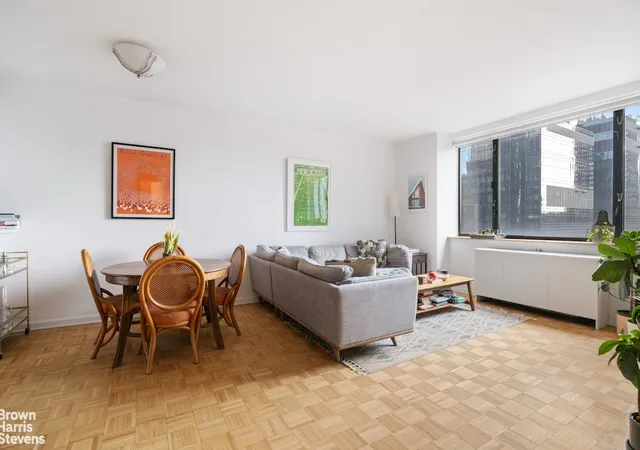 2nd image of 30 W 61st St #25B, New York City, NY 10023 | MLS# RLS20105714