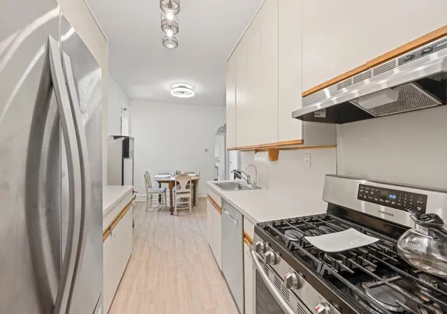 4th image of 7119 Shore Rd #6H, New York City, NY 11209 | MLS# RLS20105733