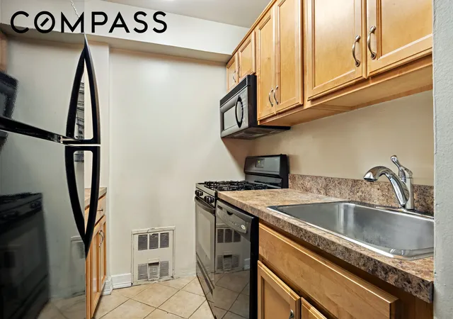 Photo 3 of House for sale at 310 Lexington Ave #4E, New York City, NY 10016 | MLS# RLS20105752 | Listing updated on 2026-08-02