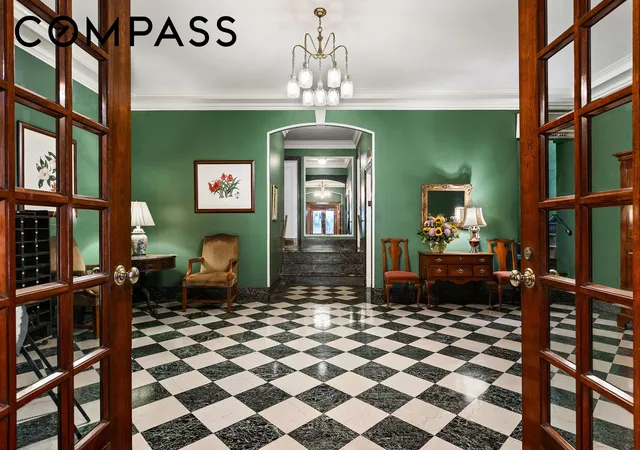2nd image of 179 E 79Th St, New York City, NY 10075