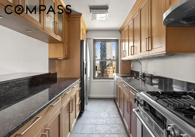 3rd image of 387 Grand St #K1405, New York City, NY 10002 | MLS# RLS20105803