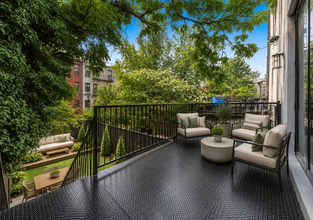 32nd image of 394 Bainbridge St, New York City, NY 11233 | MLS# RLS20105850