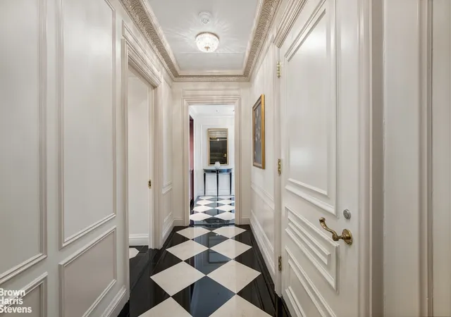 3rd image of 2 E 55Th St #901, New York City, NY 10022 | MLS# RLS20105854