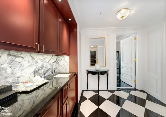4th image of 2 E 55Th St #901, New York City, NY 10022 | MLS# RLS20105854