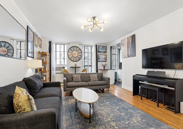 1st image of 333 W 56th St #9L, New York City, NY 10019 | MLS# RLS20105871