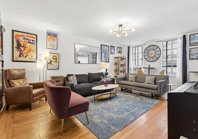 2nd image of 333 W 56th St #9L, New York City, NY 10019 | MLS# RLS20105871