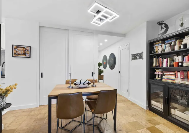 3rd image of 160 W End Ave #20-H, New York City, NY 10023 | MLS# RLS20105898