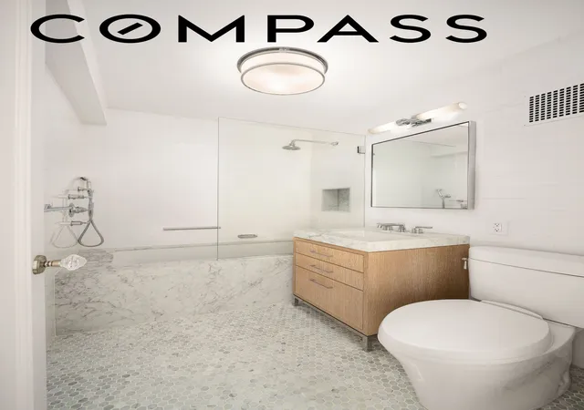 2nd image of 400 W End Ave, New York, NY 10024