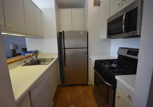 3rd image of 415 E 37Th St #15-D, New York City, NY 10016 | MLS# RLS20105909