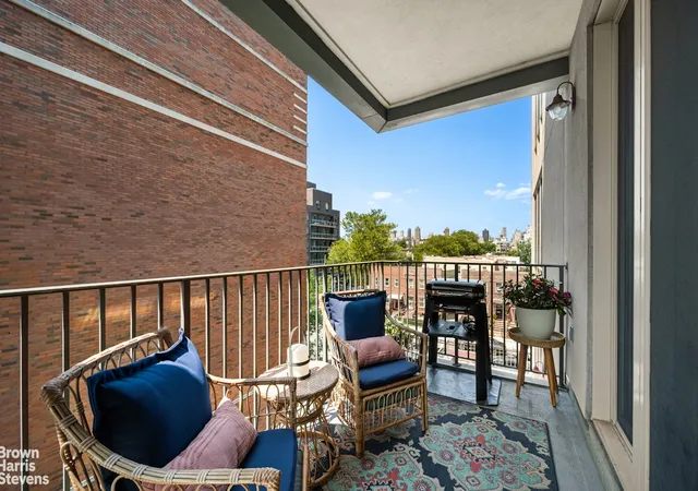 3rd image of 30-11 21St St, New York, NY 11102