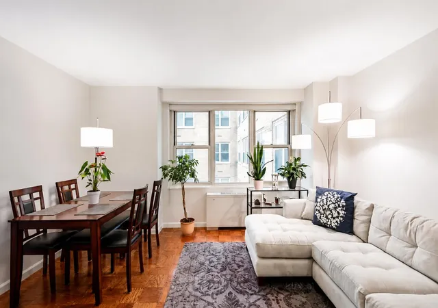 1st image of 305 E 24th St #8H, New York City, NY 10010 | MLS# RLS20106033