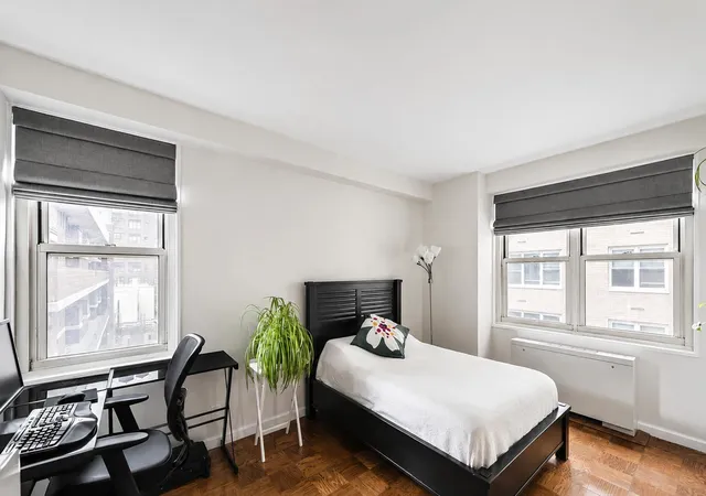 4th image of 305 E 24Th St #8H, New York City, NY 10010 | MLS# RLS20106033