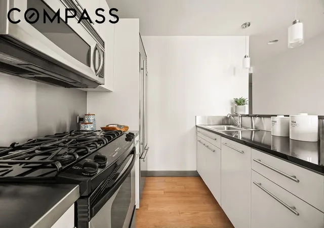 4th image of 150 Nassau St #9F, New York City, NY 10038 | MLS# RLS20104784