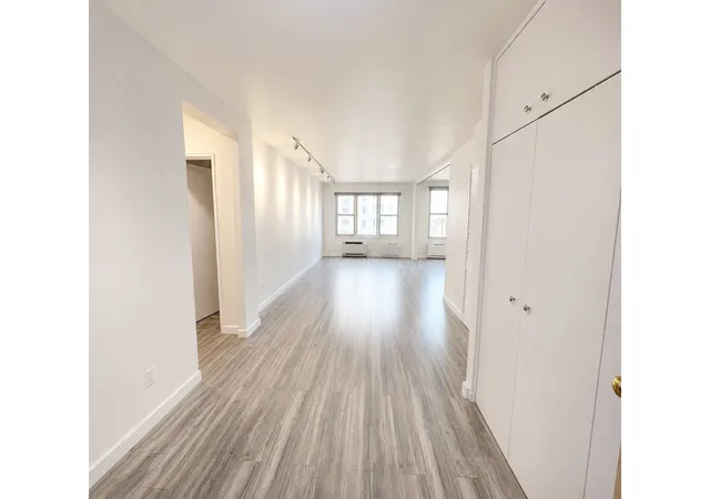 12th image of 140 7th Ave #7E, New York City, NY 10011 | MLS# RLS20106092