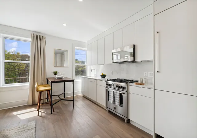 2nd image of 148-09 Northern Blvd #2J, New York City, NY 11354 | MLS# RLS20106113