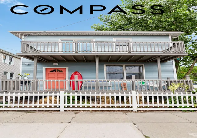 11th image of 162 Beach 92nd St, New York City, NY 11693 | MLS# RLS20106118