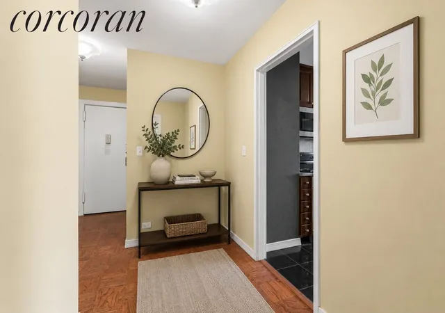 Photo 4 of Sale Pending at 185 W End Ave #28L, New York City, NY 10023 | MLS# RLS20106355 | Listing updated on 2026-08-27