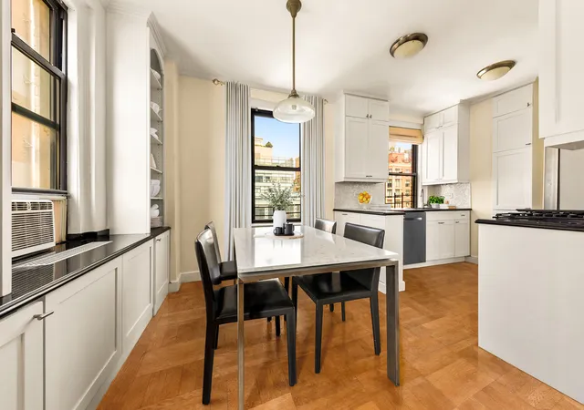 Photo 3 of Sale Pending at 174 W 76th Street #11J, New York City, NY 10023 | MLS# RLS20106410 | Listing updated on 2026-08-28