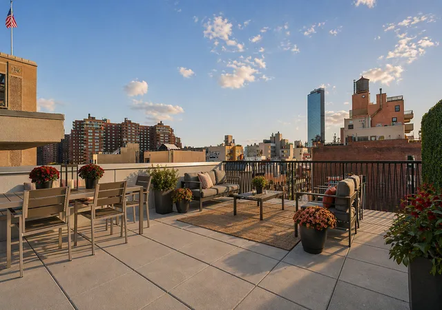 2nd image of 330 Grand St, New York City, NY 10002