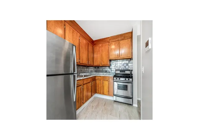 Photo 3 of Condo for sale at 290 W 232nd Street #21C, New York City, NY 10463 | MLS# RLS20106611 | Listing updated on 2026-08-29