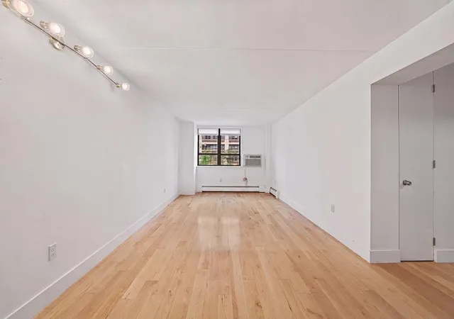 Photo 3 of Condo for sale at 220 Manhattan Ave #2-N, New York City, NY 10025 | MLS# RLS20106713 | Listing updated on 2026-08-02