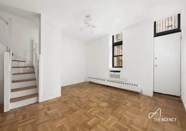 Listing Photo 4 - Condo for sale in building located at 425 E 78Th St, New York City, NY 10075 - Unit #1B