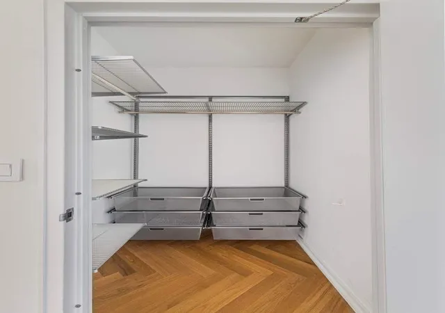Photo 4 of House for sale at 184 Kent Ave #D607, New York City, NY 11249 | MLS# RLS20107127 | Listing updated on 2026-10-07