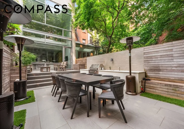 11th image of 450 W 25th St, New York City, NY 10001 | MLS# RLS20107132