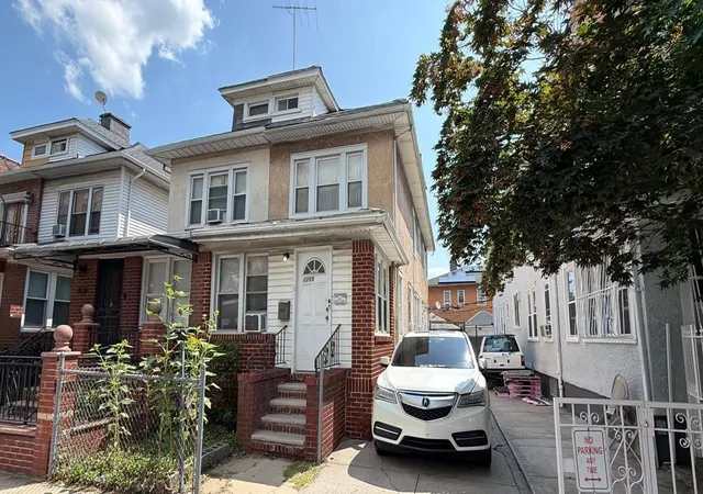2nd image of 1295 New York Ave, New York City, NY 11203 | MLS# RLS20107203