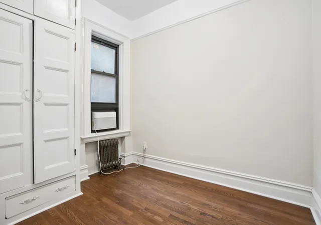 Photo 4 of House for sale at 193 2nd Avenue #6, New York City, NY 10003 | MLS# RLS20107339 | Listing updated on 2026-08-04