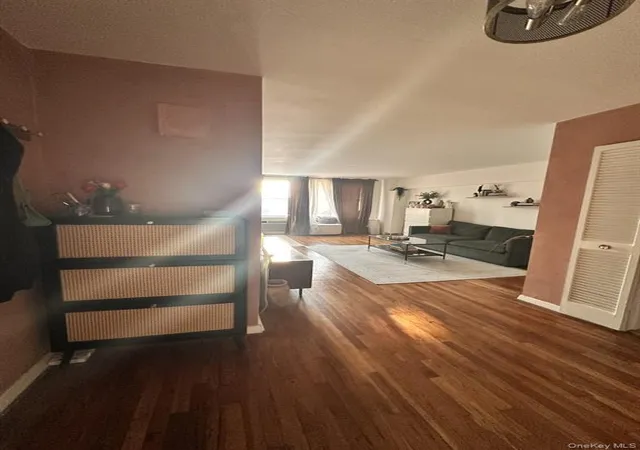 3rd image of 50-15 39Th St #5-C, New York City, NY 11104 | MLS# RLS20107490