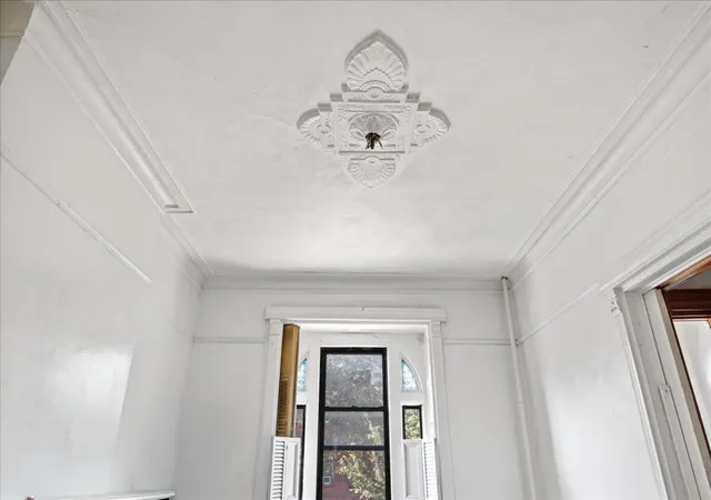 Listing Photo 5 - Condo for sale in building located at 638 Halsey St, Brooklyn, NY 11233
