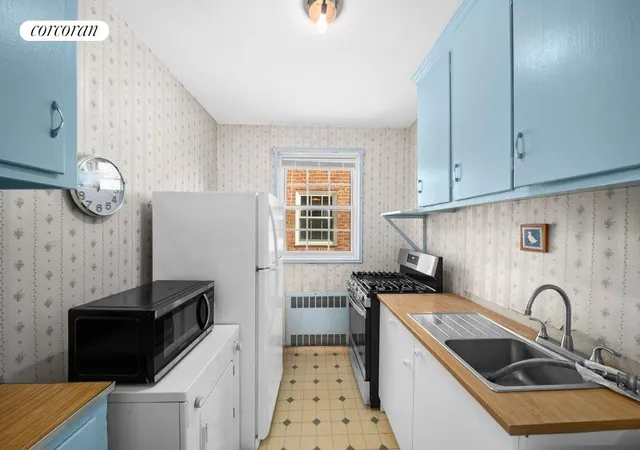 Photo 2 of Sale Pending at 1125 Lorimer St #5H, New York City, NY 11222 | MLS# RLS20107615 | Listing updated on 2026-08-05