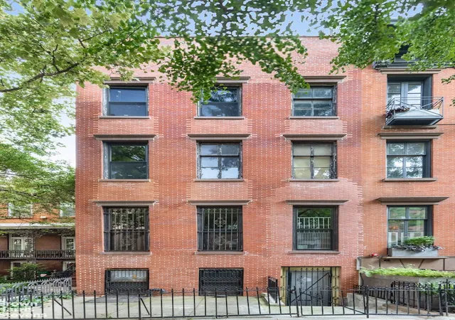 1st image of 324 E 18th St, New York City, NY 10003 | MLS# RLS20107688