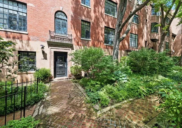 Photo 2 of House for sale at 141 Lafayette Ave #A, New York City, NY 11238 | MLS# RLS20108103 | Listing updated on 2026-10-08