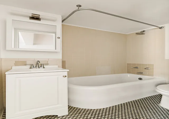 Photo 3 of House for sale at 45 Tudor City Pl #1809, New York City, NY 10017 | MLS# RLS20108186 | Listing updated on 2026-08-28