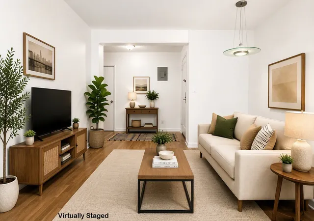 Photo 3 of Sale Pending at 81 Bedford St #3D, New York City, NY 10014 | MLS# RLS20108339 | Listing updated on 2026-09-01
