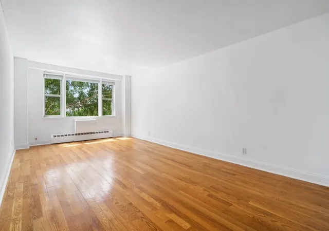 Condo for sale at 5700 Arlington Ave #3N, New York City, NY 10471 | MLS# RLS20111913