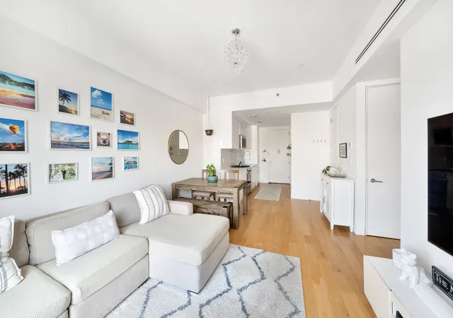 Photo 4 of House for sale at 21 Powers St #PHC, New York City, NY 11211 | MLS# RLS20113705 | Listing updated on 2026-10-07