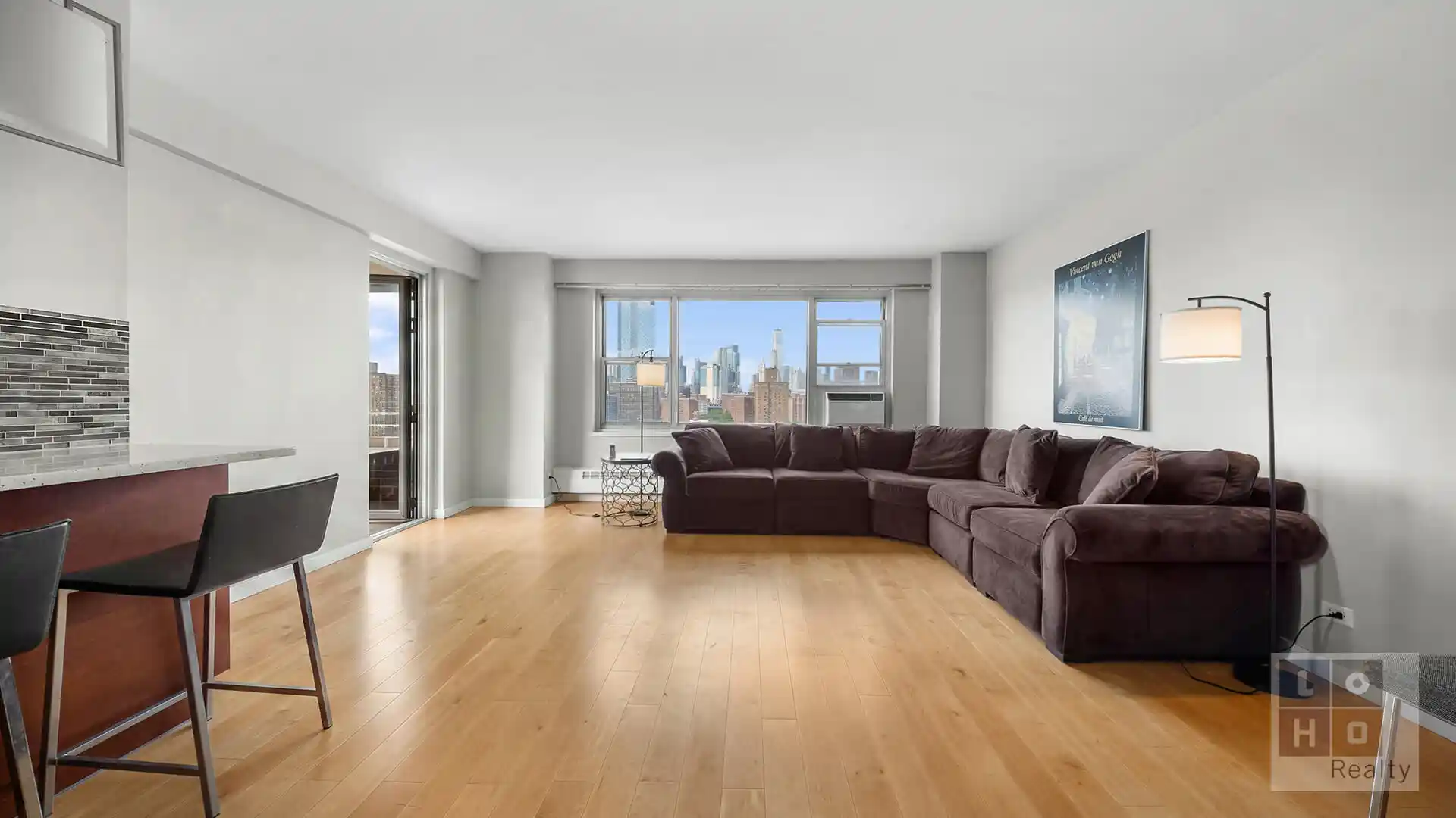 Photo 1 of Sale Pending at 577 Grand St #F1607, New York City, NY 10002 | MLS# RLS20113792 | Listing updated on 2026-10-31