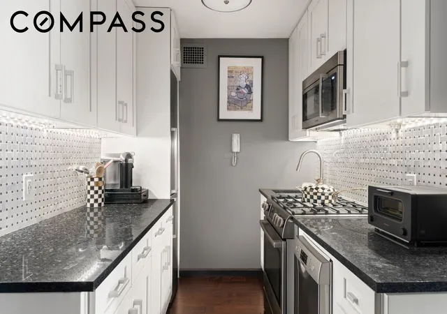 Photo 3 of Condo for sale at 405 E 63rd Street #6J, New York City, NY 10065 | MLS# RLS20114217 | Listing updated on 2026-10-07